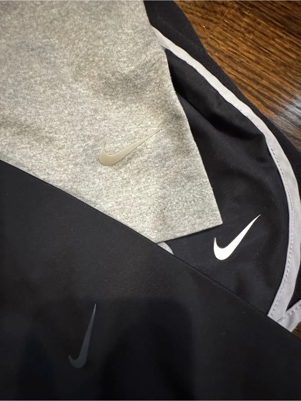 Nike Black Printed Running Shorts + Gray Tank + Black Leggings XS Bundle
